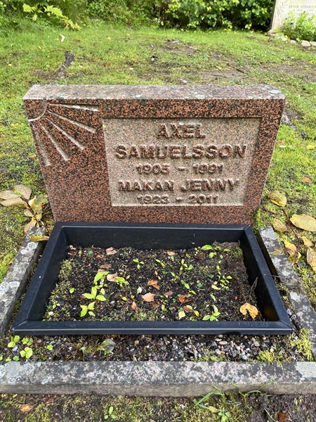 Grave number: 5 03   327