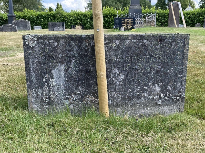 Grave number: 8 1 03    60-63