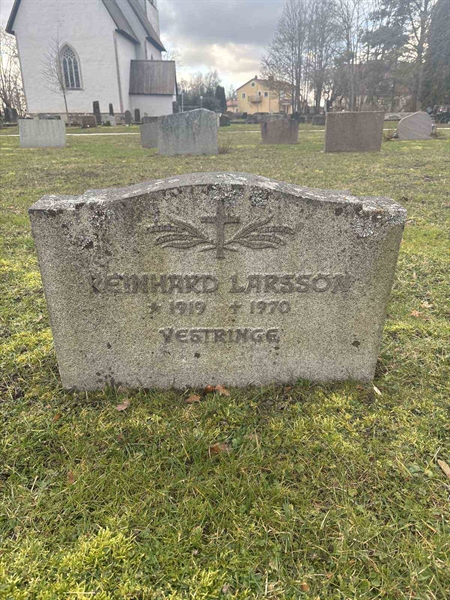 Grave number: E E 58
