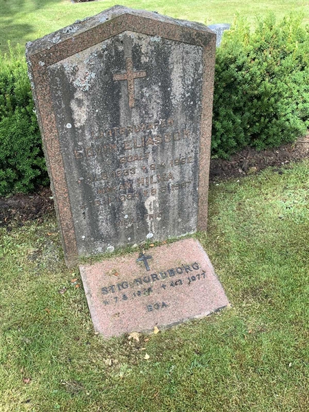 Grave number: VK C   262, 263, 264