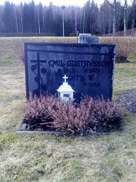 Grave number: KA 08    73-74