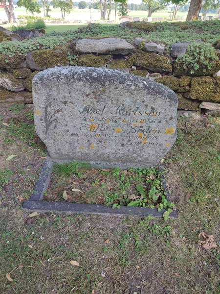 Grave number: TY MK    52-53