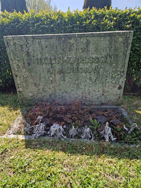 Grave number: 501 27 5455-5456