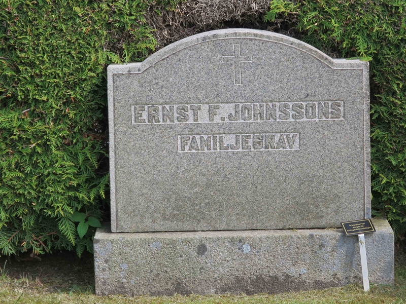 Grave number: HÖB 47    31