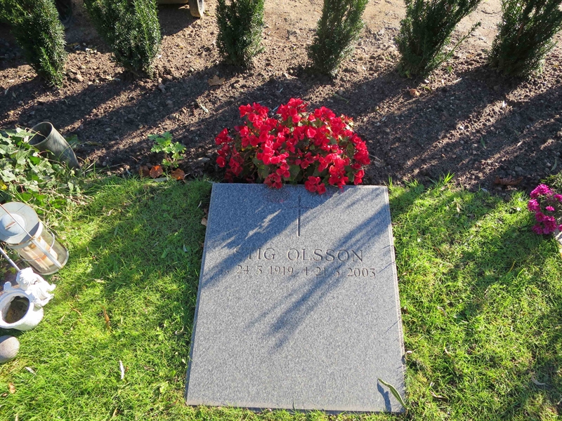 Grave number: HÖB 52     7