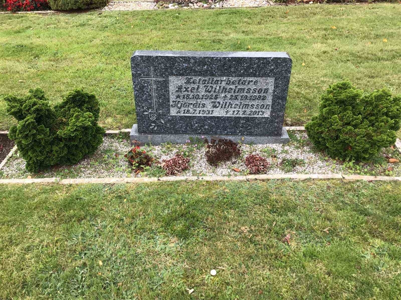 Grave number: 20 N   108-109