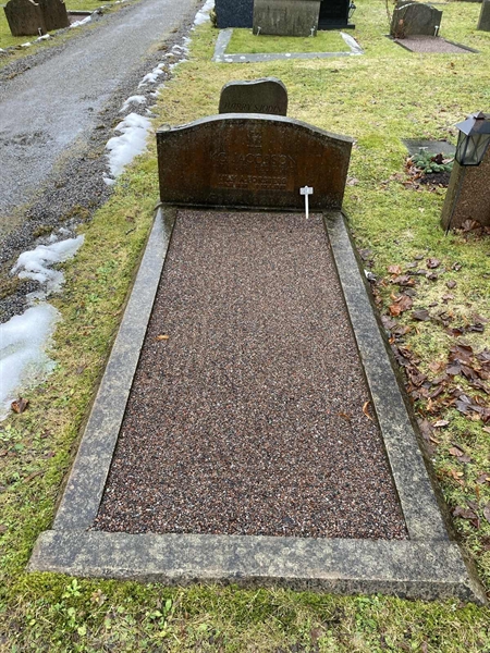 Grave number: 1 P   118
