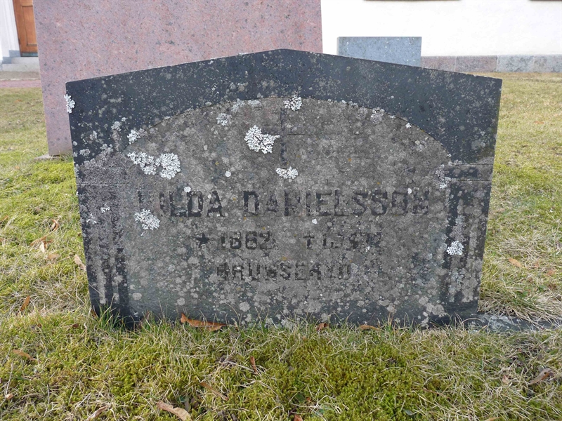 Grave number: SV 3   76