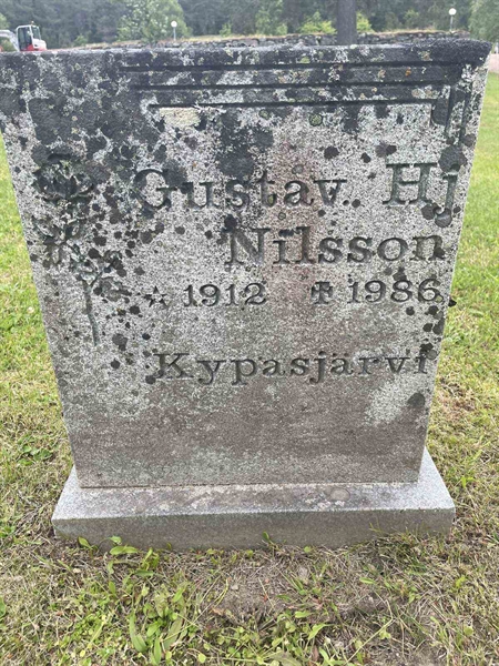 Grave number: 001 1   427