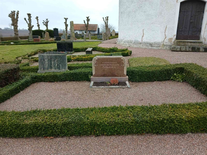 Grave number: TI A 173, 174, 175, 176