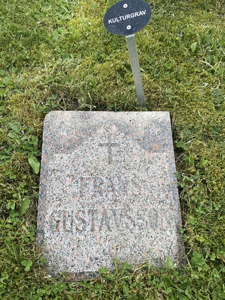 Grave number: 04 A 136