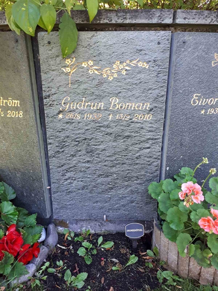 Gravnummer: GK U 4   372