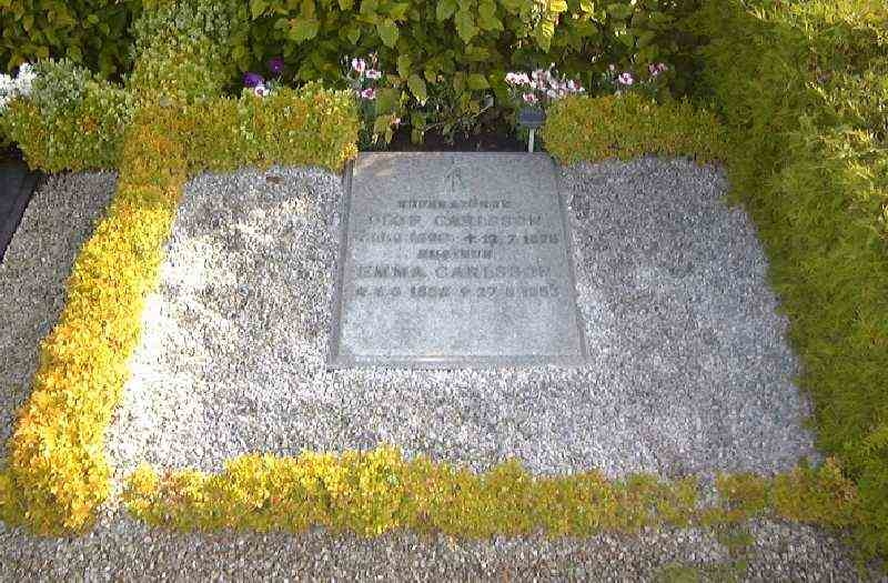 Grave number: NK Urn p    23