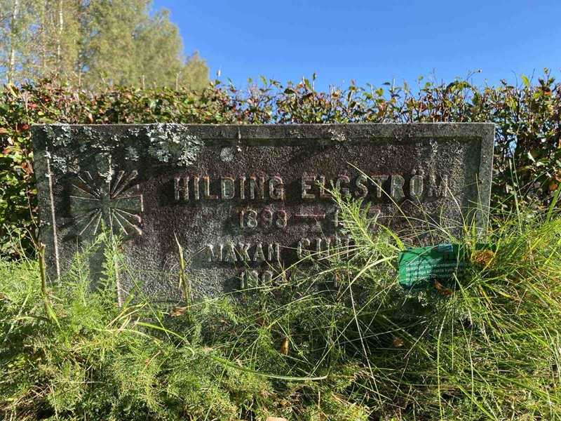 Grave number: 1 22     37