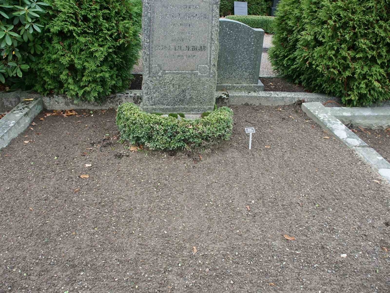 Grave number: NK E   146