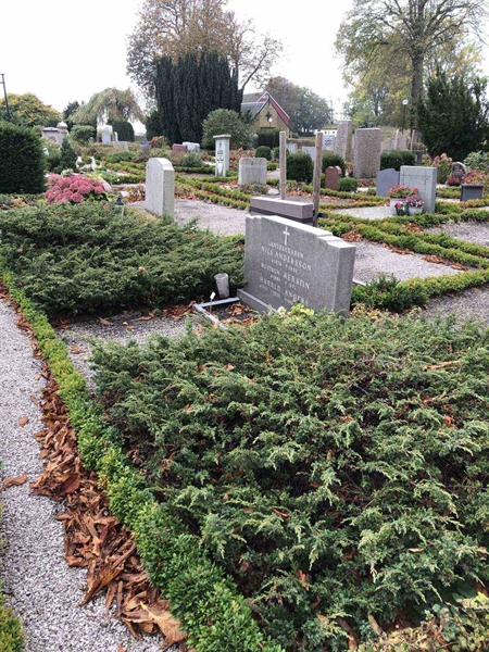 Grave number: UK 2    39A, 39B, 39C, 39D