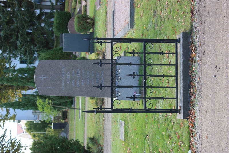 Grave number: Ö 09y    44, 45