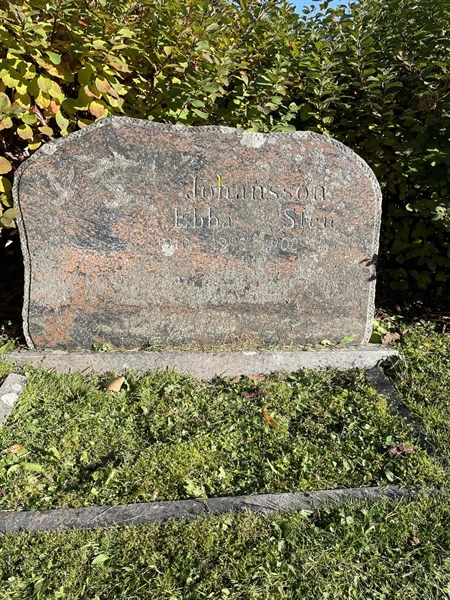 Grave number: 1 D1    83-84