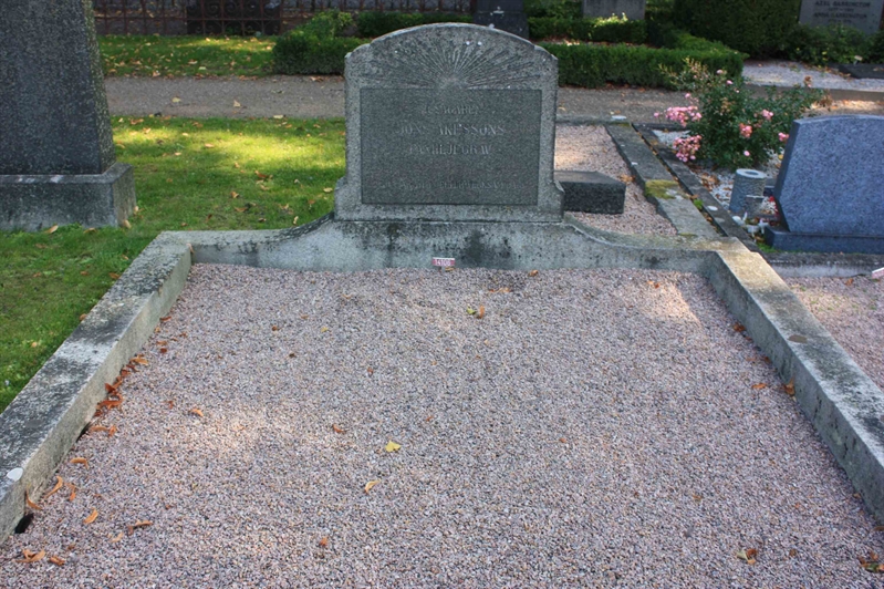 Grave number: Ö 14i   153, 154