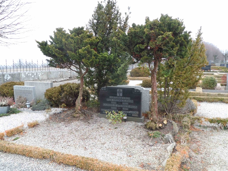 Grave number: 2 01  1933