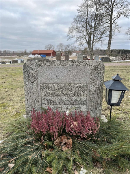 Gravnummer: BE D    14