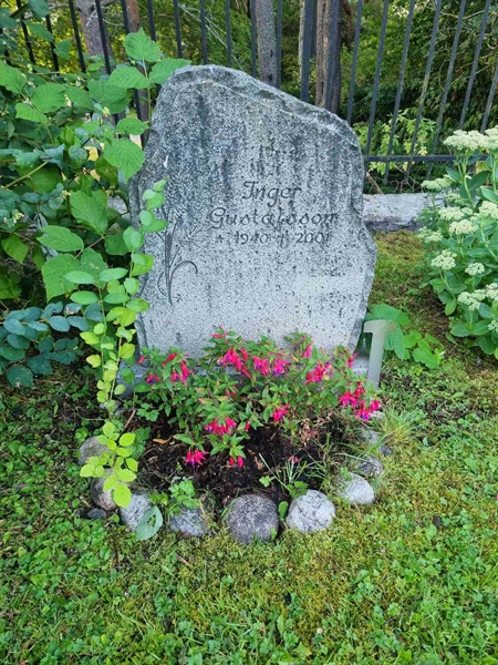 Grave number: 1 33 20