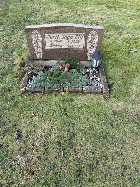 Grave number: 40 D   103-105