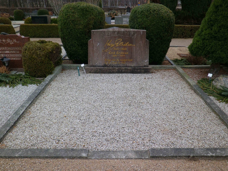 Grave number: OS E   199, 200, 201