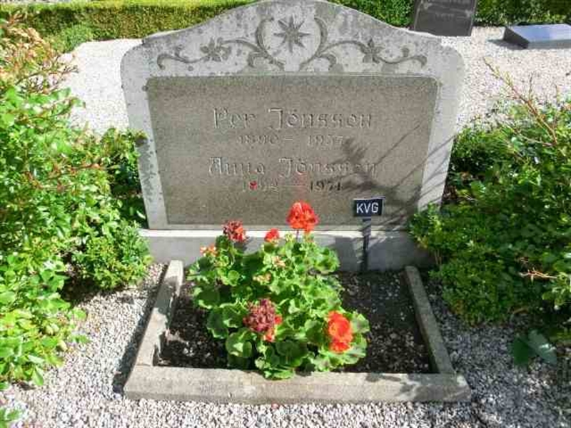 Grave number: TU 06    008