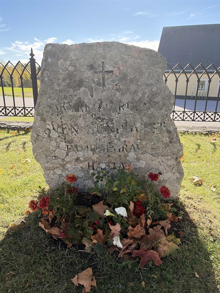 Grave number: H 1    85