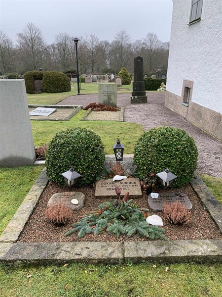 Grave number: SÖ B    38, 39