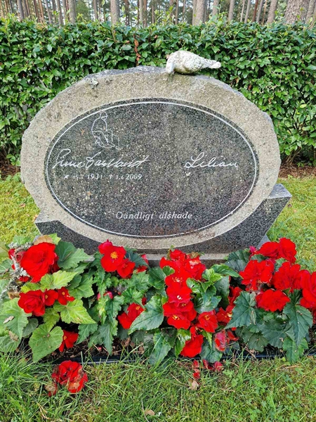Grave number: 1 KV16    57-58