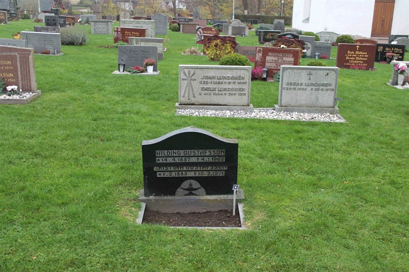 Grave number: ÖKK 6   276, 277