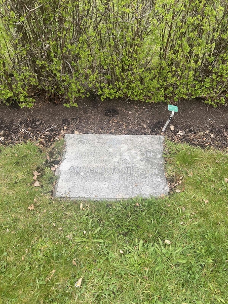 Hautatunnus: 1 3 B1 70