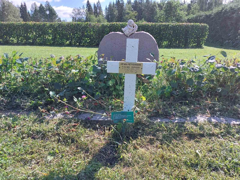 Grave number: FÖ 8     5
