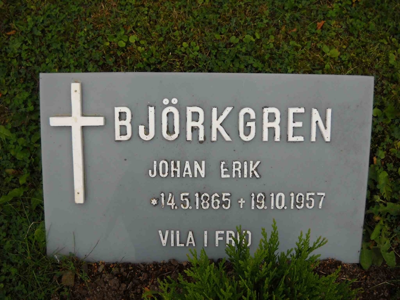 Grave number: 3 MB 16 36