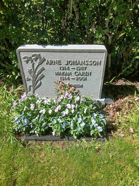 Grave number: Nå NV B   12, 13