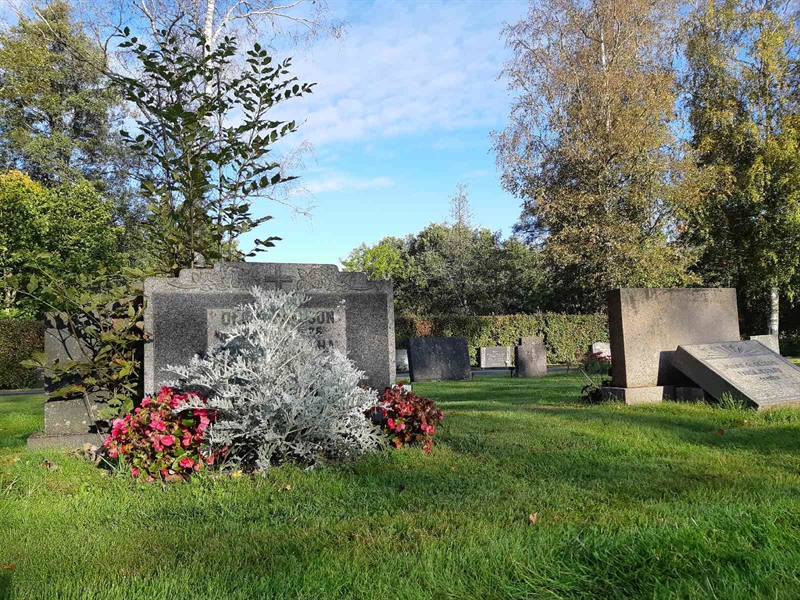 Hautatunnus: Fr 7   278-279