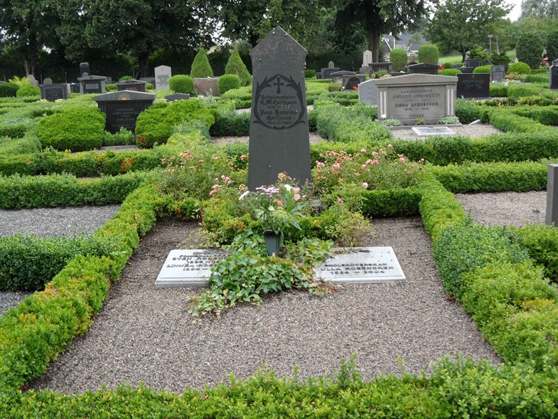 Grave number: VK D    52