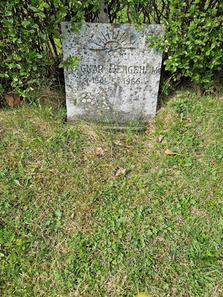 Grave number: 501 08 1082