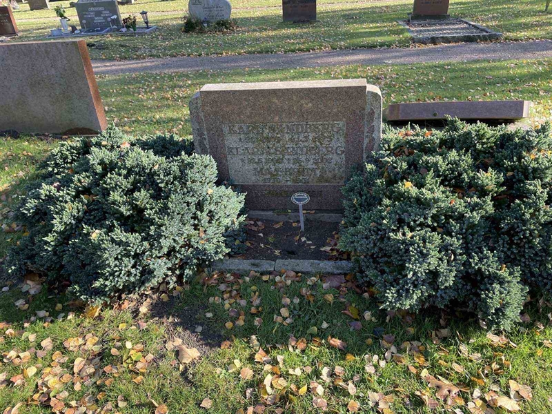 Grave number: VV 5   190, 191