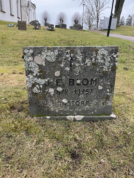 Grave number: HA F    82