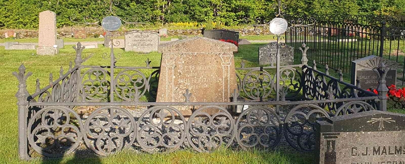 Grave number: 1 F    43