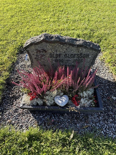 Grave number: 4 N NC    79