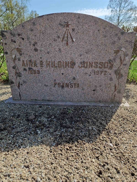 Grave number: 501 04 456-458