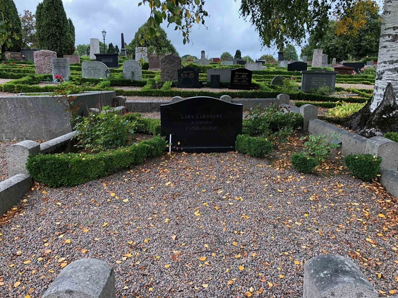 Grave number: Kå 20     8, 9, 10, 37, 38, 39