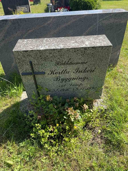 Grave number: N 5 1   117