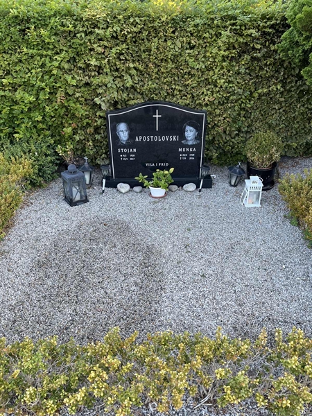 Grave number: NK X    25