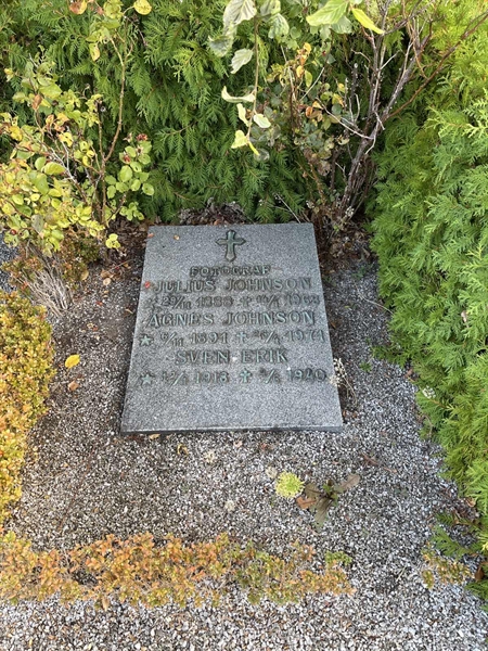 Grave number: NK Urn i    19