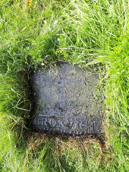 Hautatunnus: NK F G    82